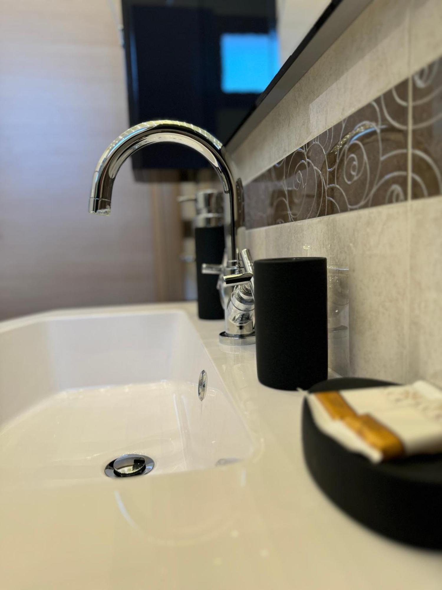 Family Stylish Apartment Norcia Eksteriør bilde